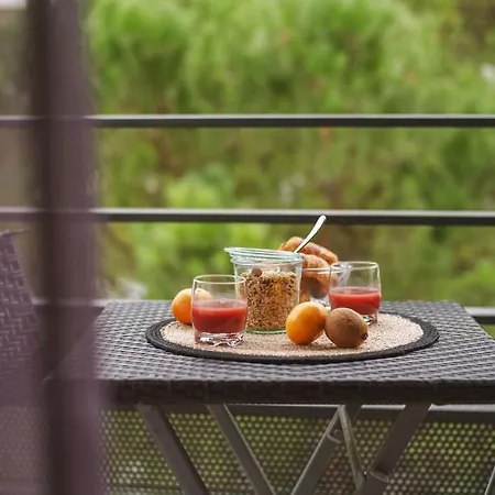 Le Rivieira Garage Et Terrasse, Au Bord Du Lez *